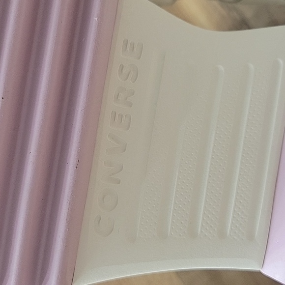 Converse high top Brand new. - Picture 6 of 15